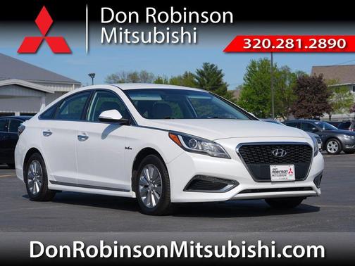 Diamond White Pearl 2016 Hyundai SONATA Hybrid SE