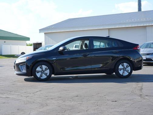 Black Noir Pearl 2020 Hyundai IONIQ Hybrid Blue