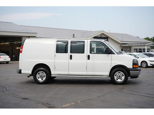 2019 GMC Savana 2500 Work Van
