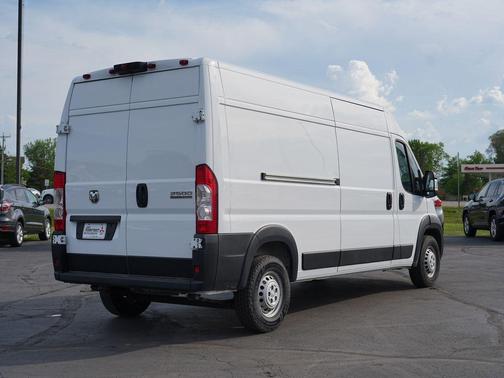 Bright White Clearcoat 2024 RAM ProMaster 2500 High Roof