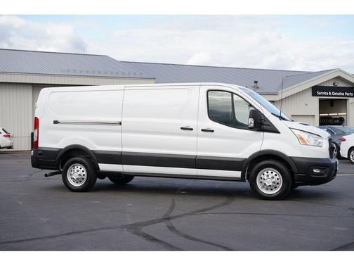2022 Ford Transit-250 Base