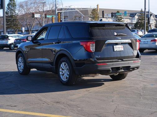 2020 Ford Explorer Base