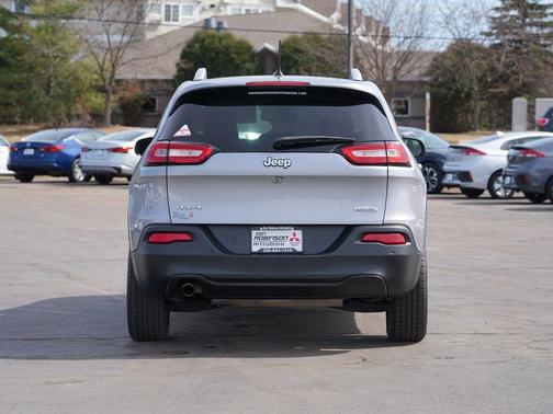Billet Silver Metallic Clearcoat 2018 Jeep Cherokee Latitude