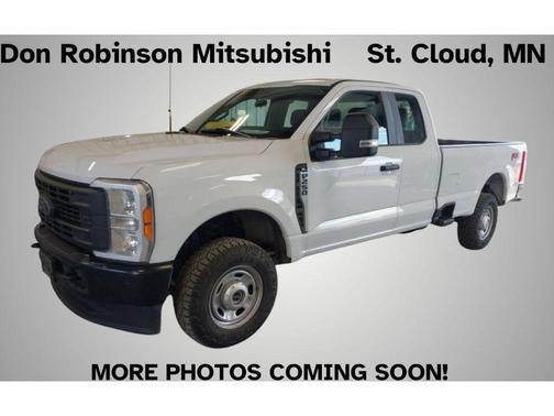 Oxford White 2023 Ford F-250 XL