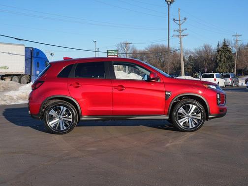 2026 Mitsubishi Outlander Sport ES