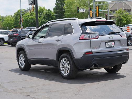 Billet Silver Metallic Clearcoat 2019 Jeep Cherokee Latitude