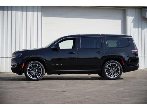 2023 Jeep Wagoneer Series III