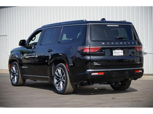 2023 Jeep Wagoneer Series III