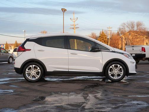 2017 Chevrolet Bolt EV LT