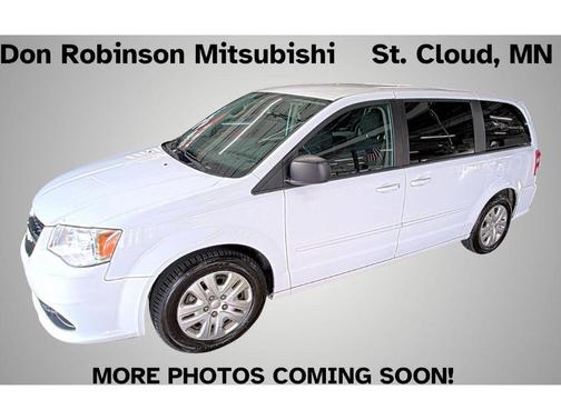 White Knuckle Clearcoat 2017 Dodge Grand Caravan SE