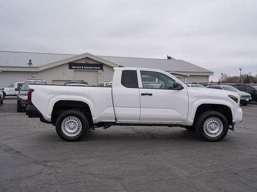 Ice 2025 Toyota Tacoma SR