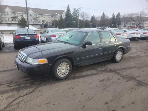 2006 Ford Crown Victoria Base
