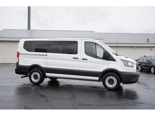 2021 Ford Transit-150 XL