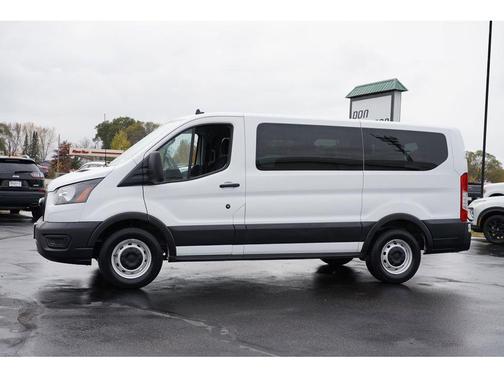 2021 Ford Transit-150 XL