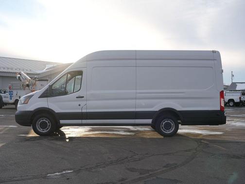 2017 Ford Transit-250 Base