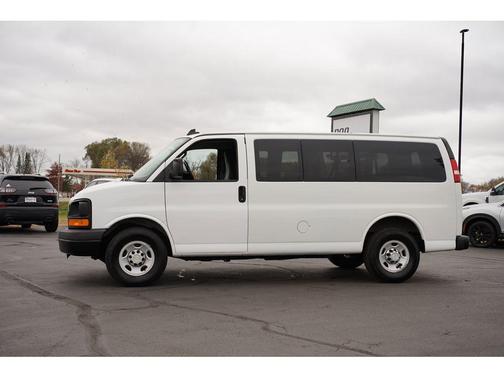 2016 Chevrolet Express 2500 LS