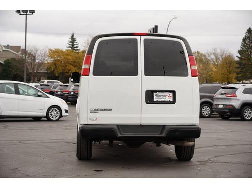 2016 Chevrolet Express 2500 LS