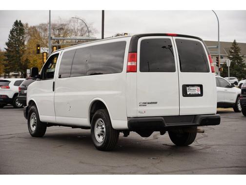 2016 Chevrolet Express 2500 LS
