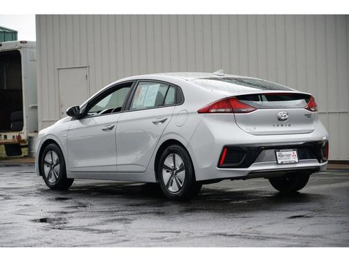 2018 Hyundai IONIQ Hybrid Blue