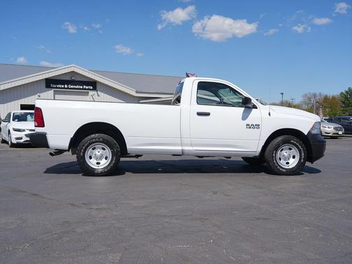 Bright White Clearcoat 2017 RAM 1500 Tradesman