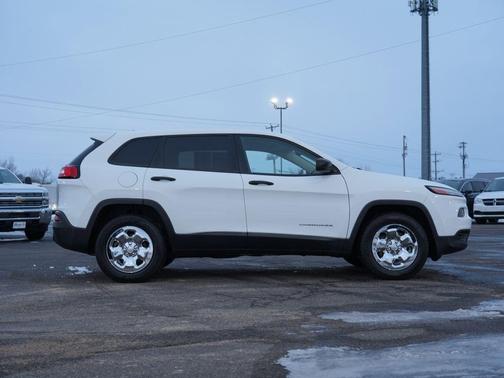 2017 Jeep Cherokee Sport