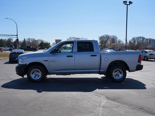 Bright Silver Clearcoat Metallic 2016 RAM 1500 Tradesman