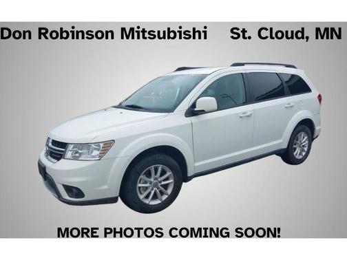 White 2014 Dodge Journey SXT