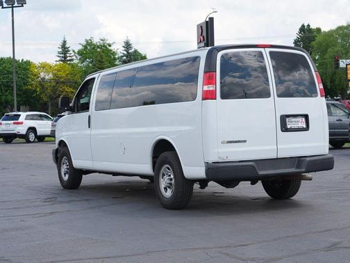 Summit White 2022 Chevrolet Express 3500 LS