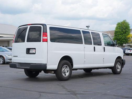 Summit White 2022 Chevrolet Express 3500 LS