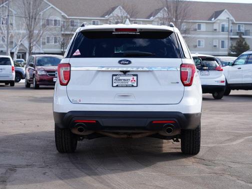 2016 Ford Explorer Base