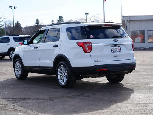2016 Ford Explorer Base