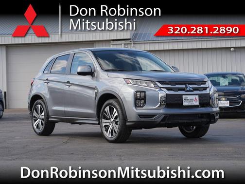 Mercury Gray Metallic 2026 Mitsubishi Outlander Sport 2.0 ES