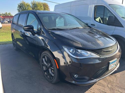 2019 Chrysler Pacifica Touring Plus