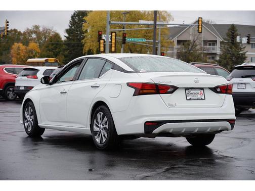 2022 Nissan Altima 2.5 S