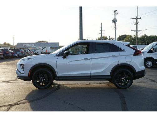 2025 Mitsubishi Eclipse Cross LE