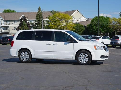 White Knuckle Clearcoat 2017 Dodge Grand Caravan SE