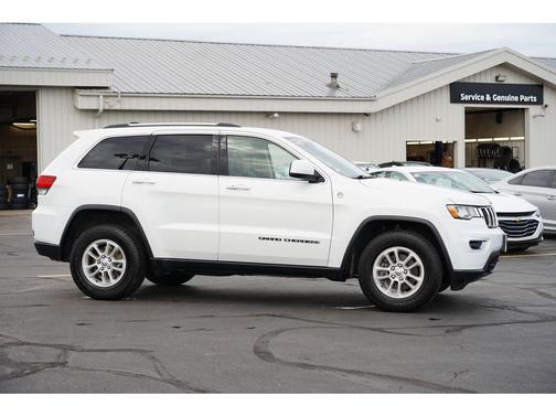 2020 Jeep Grand Cherokee Laredo
