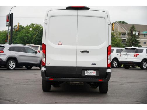 2022 Ford E-Transit Base