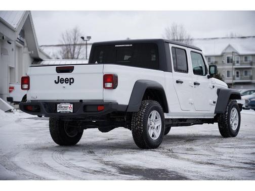 2023 Jeep Gladiator Sport