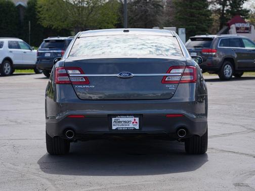 Magnetic Metallic 2018 Ford Taurus SEL