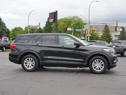Agate Black Metallic 2020 Ford Explorer Base