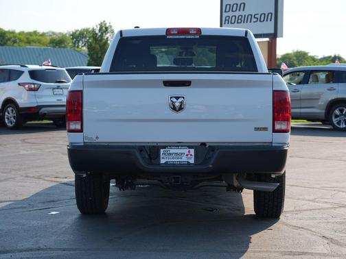 Bright White Clearcoat 2018 RAM 1500 ST
