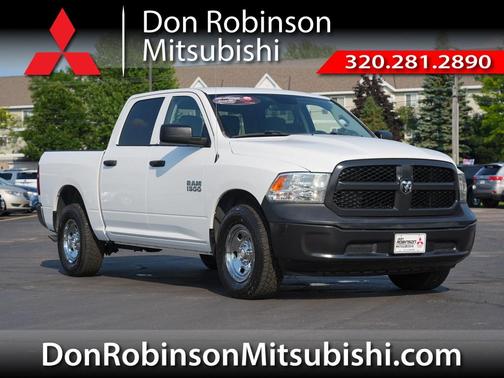 Bright White Clearcoat 2018 RAM 1500 ST