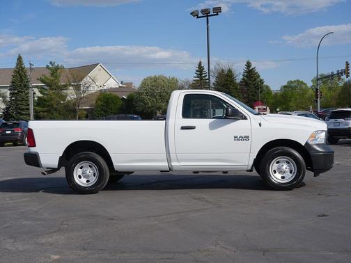 Bright White Clearcoat 2017 RAM 1500 Tradesman