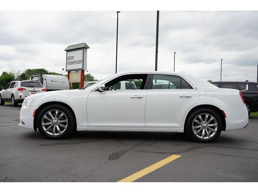 2018 Chrysler 300 Limited