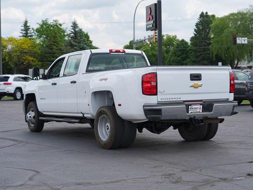 Summit White 2018 Chevrolet Silverado 3500 WT