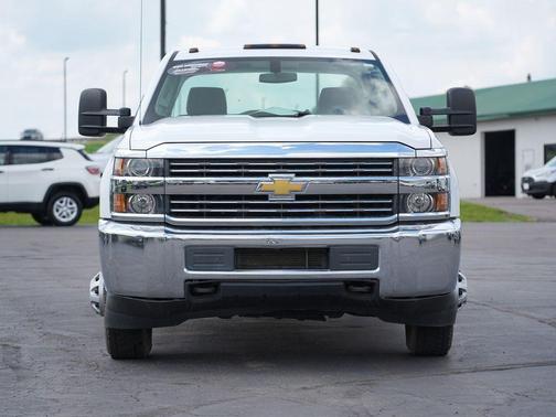 Summit White 2018 Chevrolet Silverado 3500 WT