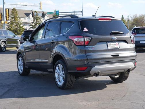 Magnetic Metallic 2018 Ford Escape SE