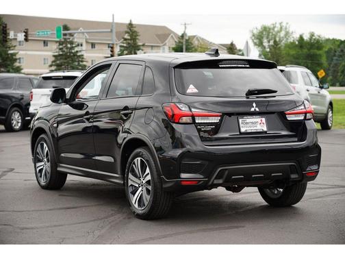 2024 Mitsubishi Outlander Sport ES