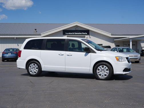 White Knuckle Clearcoat 2018 Dodge Grand Caravan SE